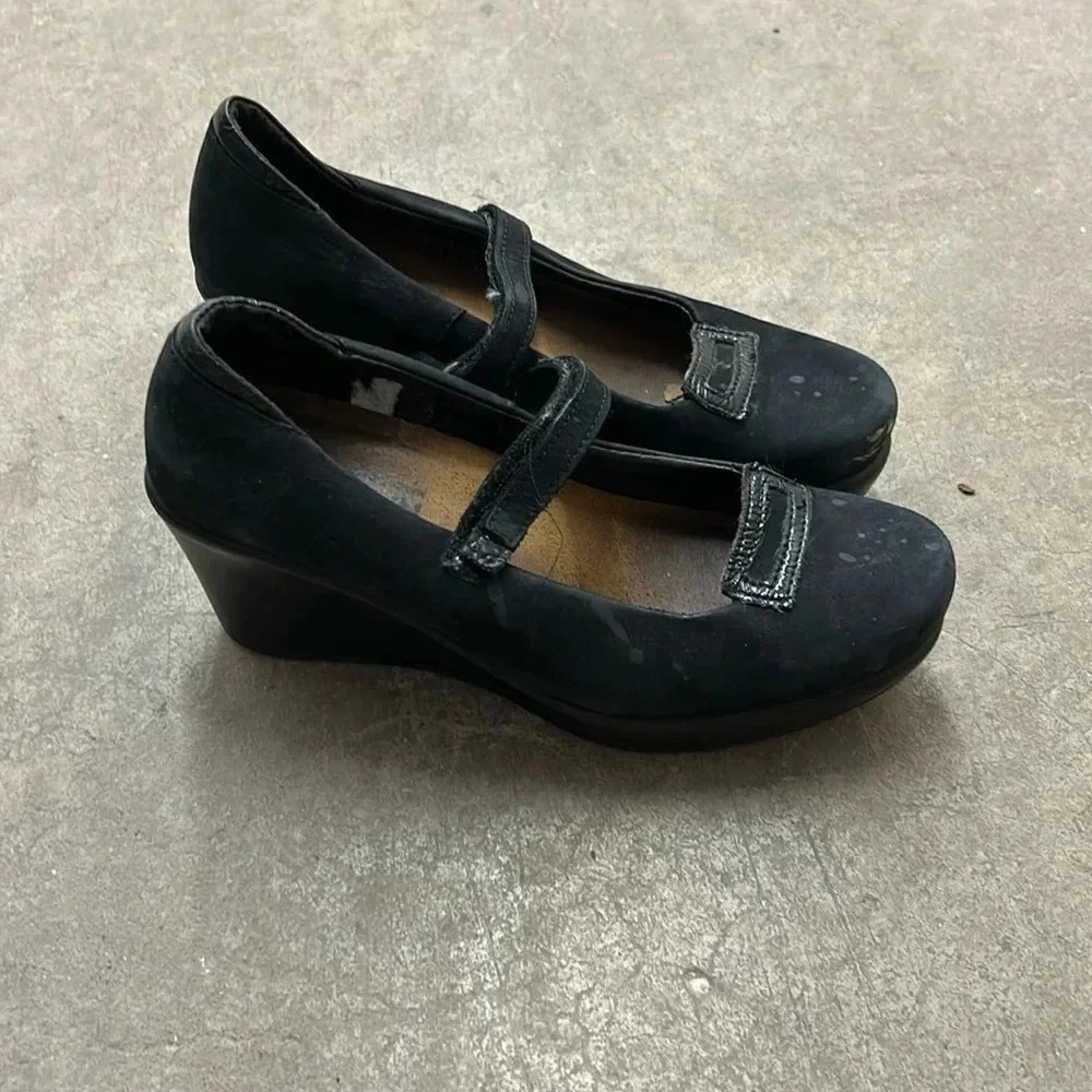 Naot Mary janes
